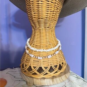 White Shell and Pearl Necklace Set